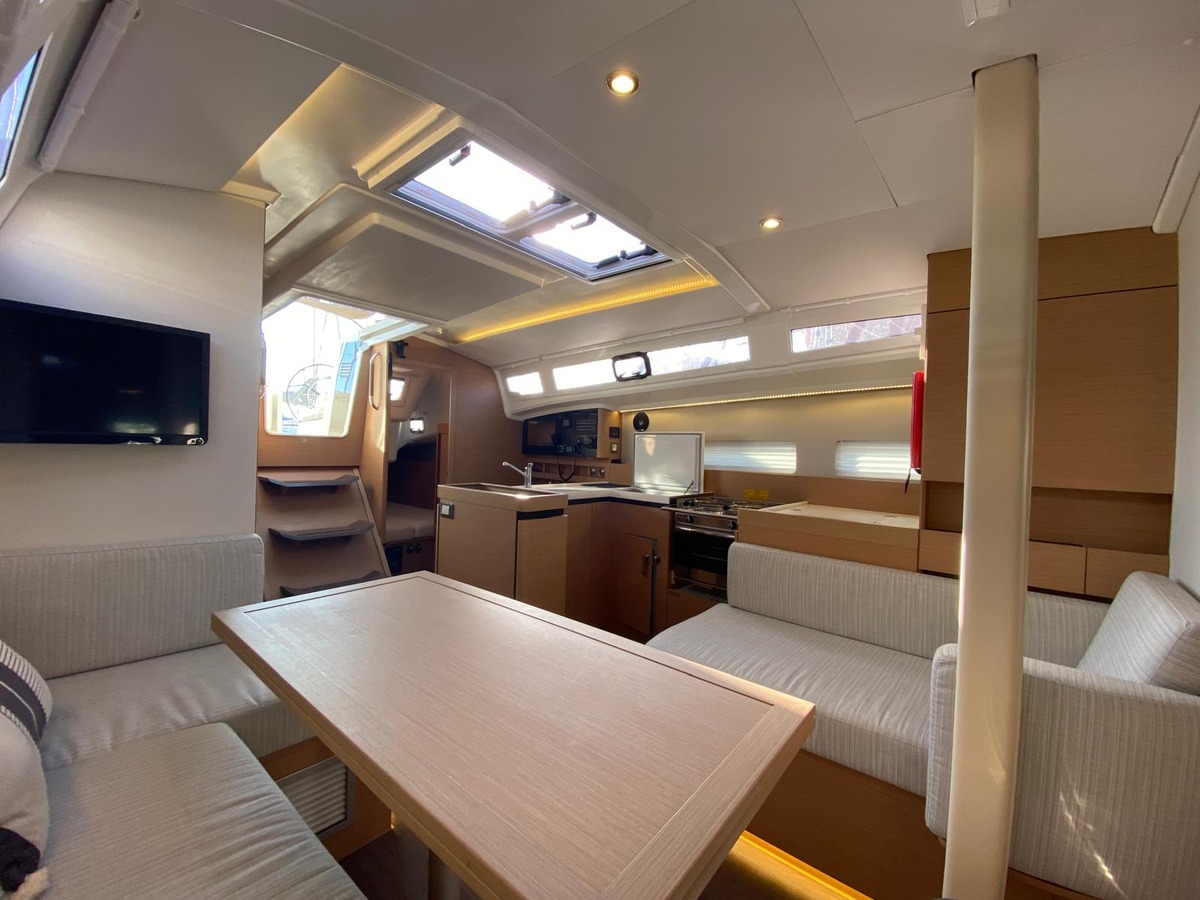 SUN ODYSSEY 410