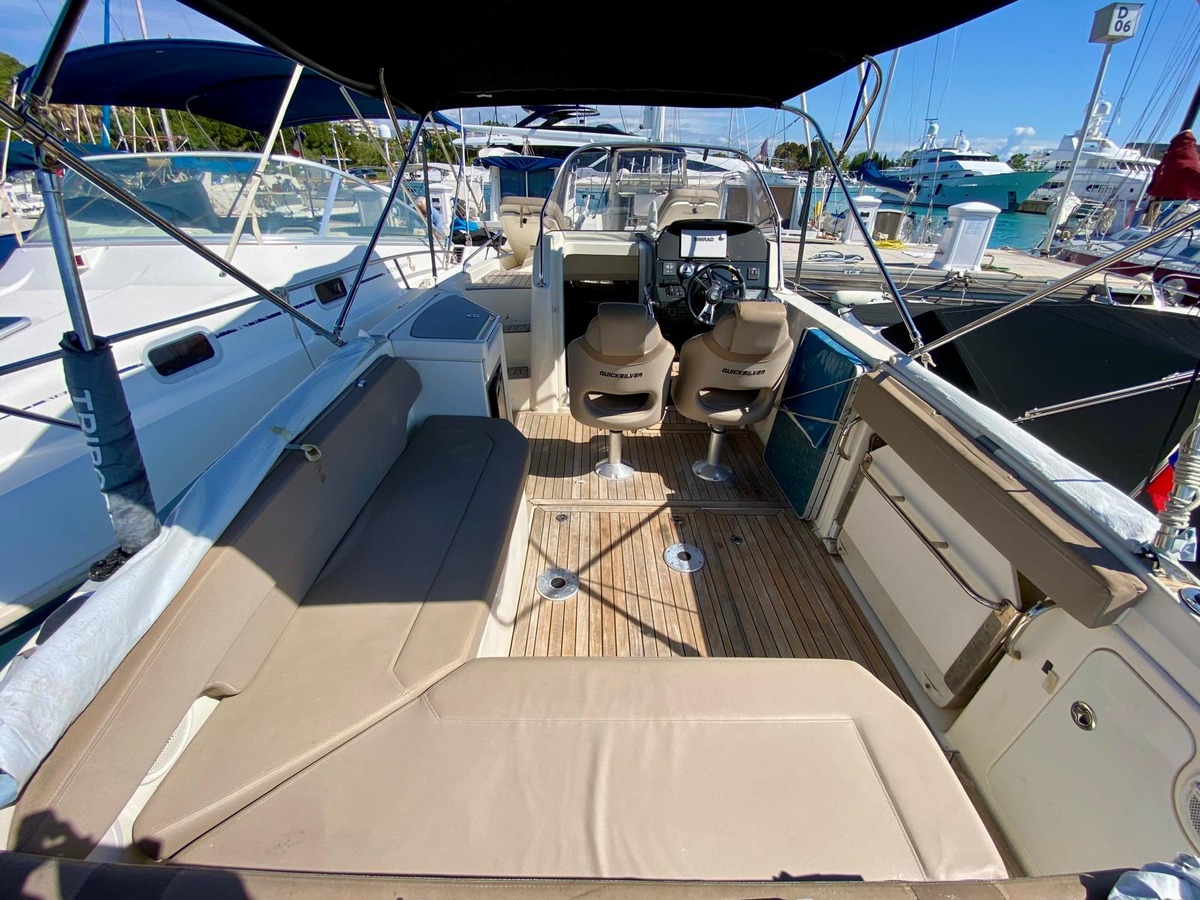 ACTIV 805 SUNDECK