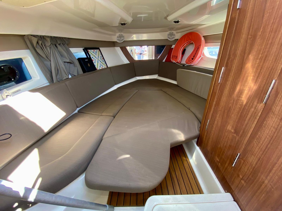 ACTIV 805 SUNDECK