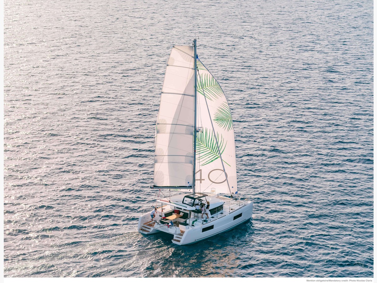 LAGOON 40