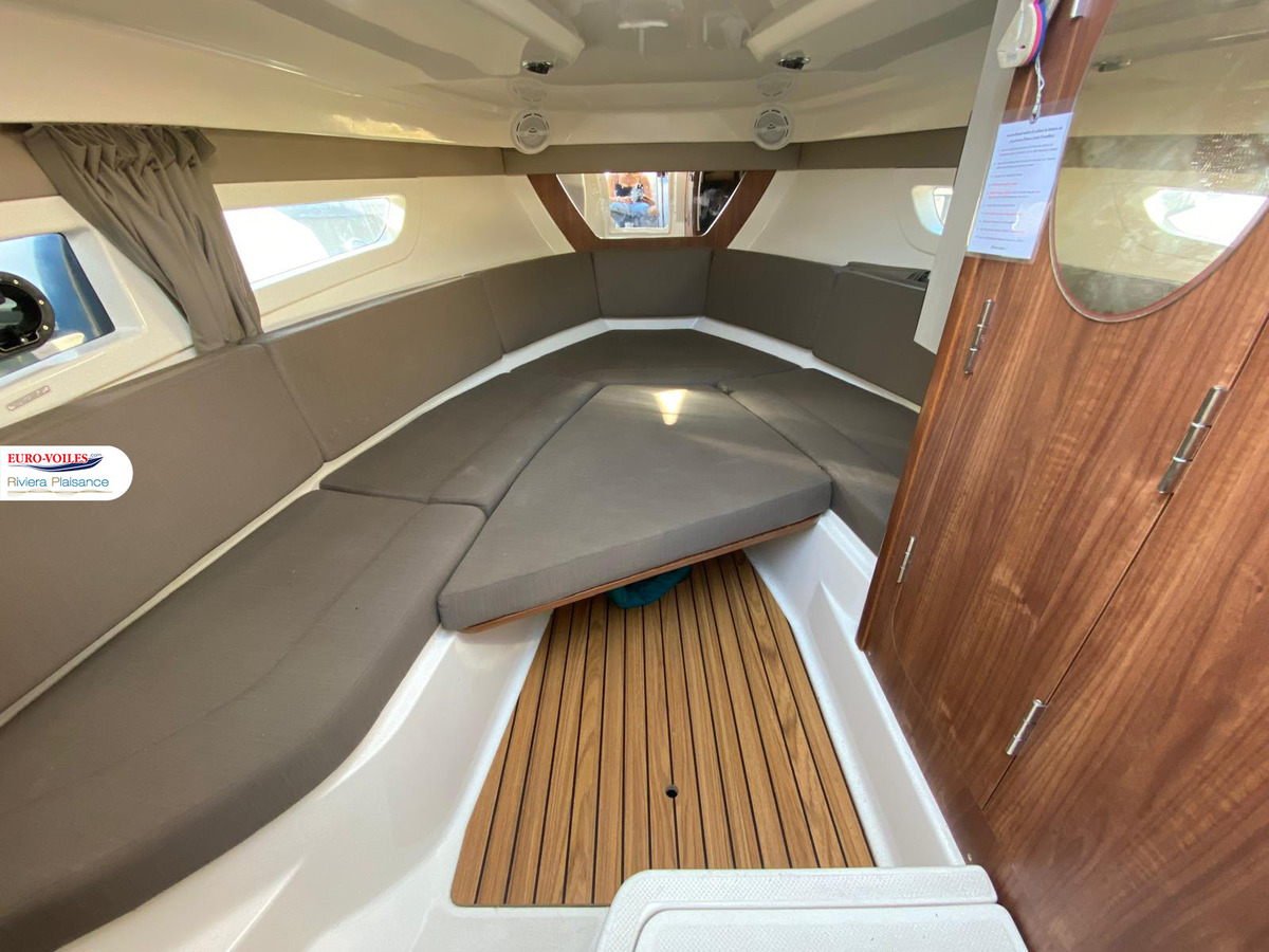 ACTIV 805 SUNDECK